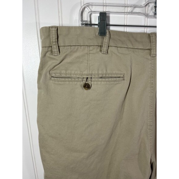 Chaps Shorts Mens Size 40 Beige Tan Cotton Blend Stretch Golf Walking - Picture 7 of 8